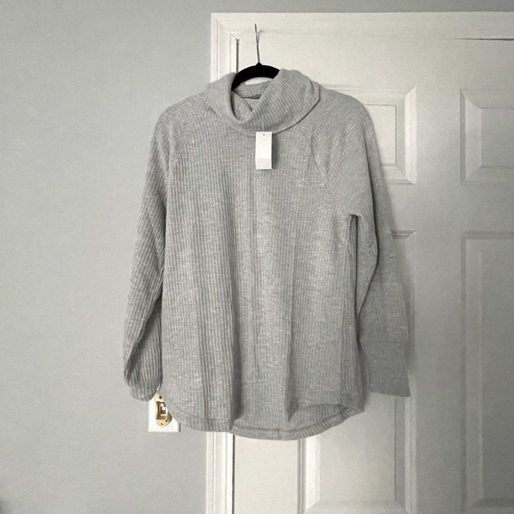 NWT Loft waffle knit cowl neck top in light gray